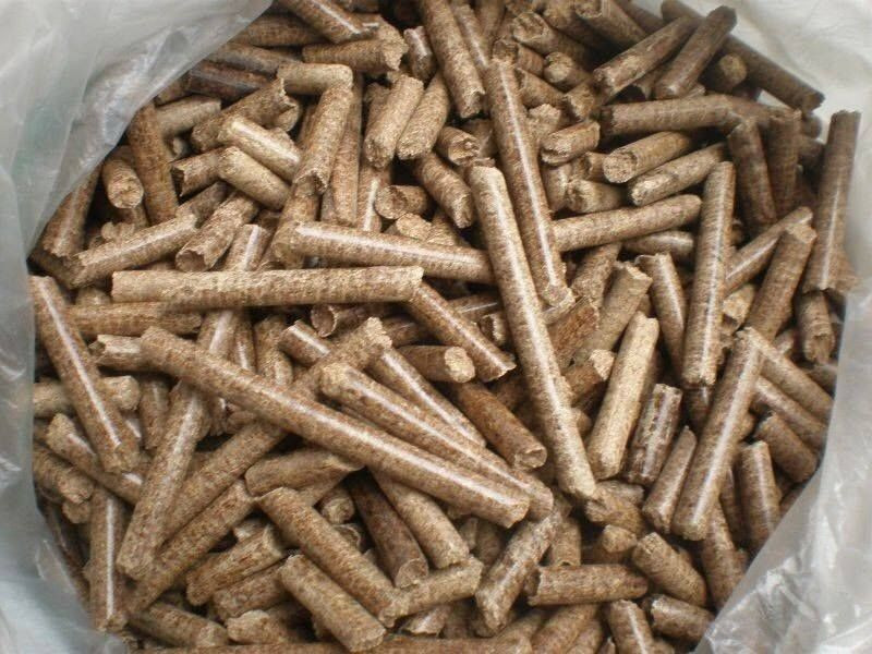 100% wood pellet/Pine EN-Plus A1 Wood Pellet